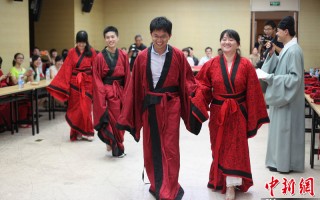 南阳汉服男士穿搭店铺，南阳汉服男士穿搭店铺地址